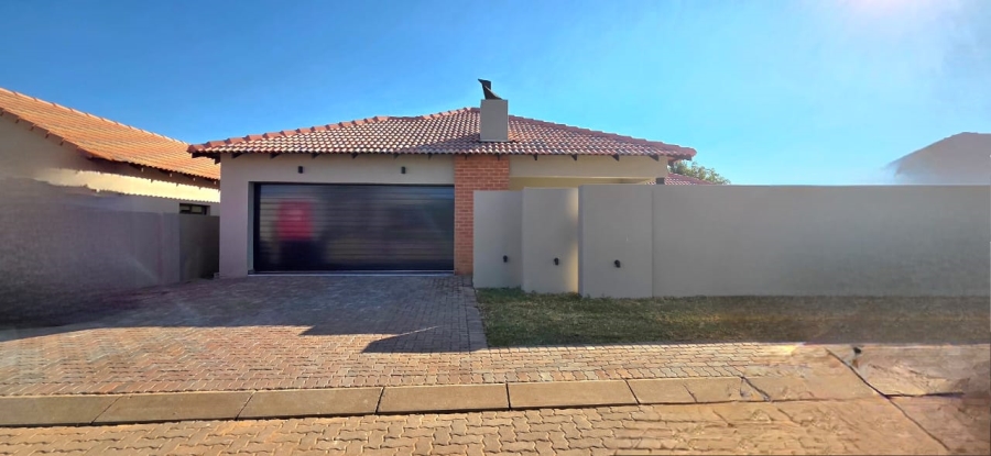 3 Bedroom Property for Sale in Melodie North West